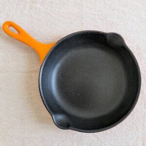 Le Creuset Skillet 8" #20 Cast Iron Double Spout Fry Pan